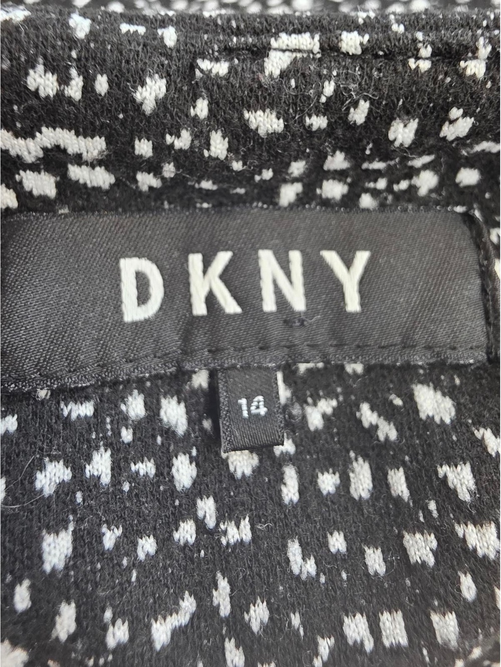 DKNY Black White Jacquard Knit Fit Flare A-Line Dress Size 14 Stretch Sleeveless - Picture 12 of 12